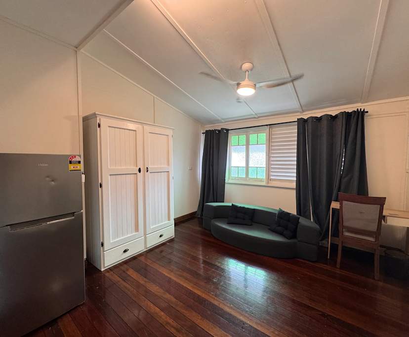 $295-450, Share-house, 2 rooms, Hermit Park QLD 4812, Hermit Park QLD 4812