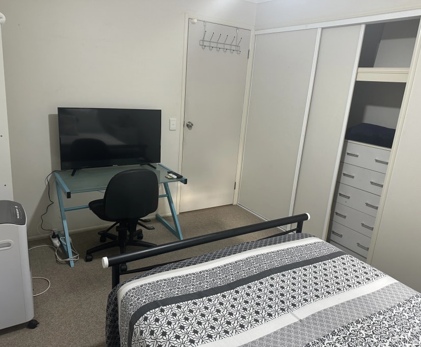 $650, Student-accommodation, 3 bathrooms, Varsity Lakes QLD 4227