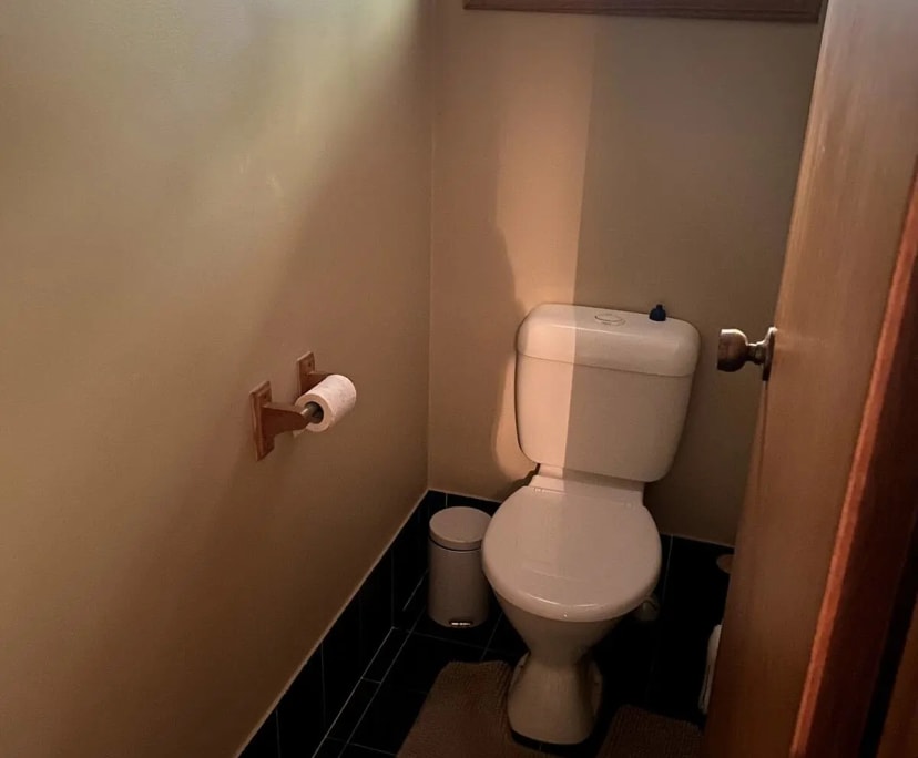 $380, Share-house, 4 bathrooms, Suffolk Park NSW 2481