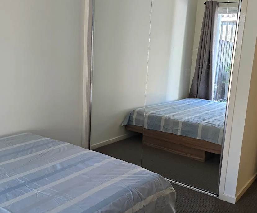 $299, Share-house, 3 bathrooms, Sinnamon Park QLD 4073