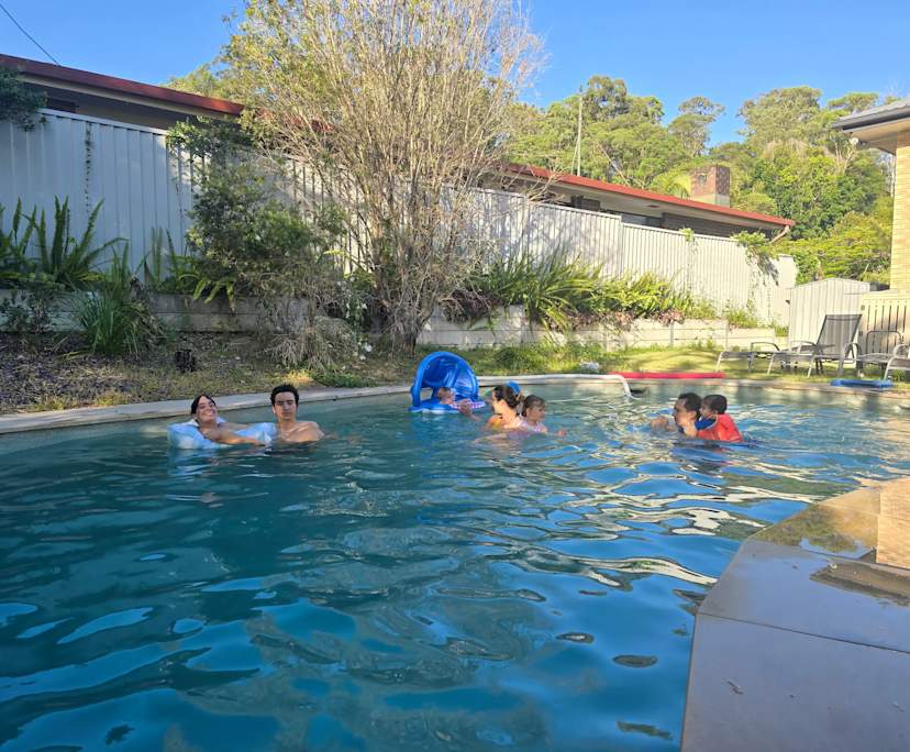 $395, Homestay, 6 bathrooms, The Gap QLD 4061