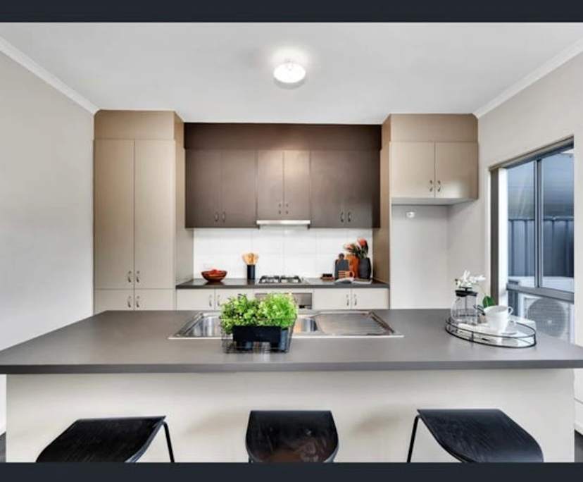 $260, Share-house, 3 bathrooms, Largs North SA 5016