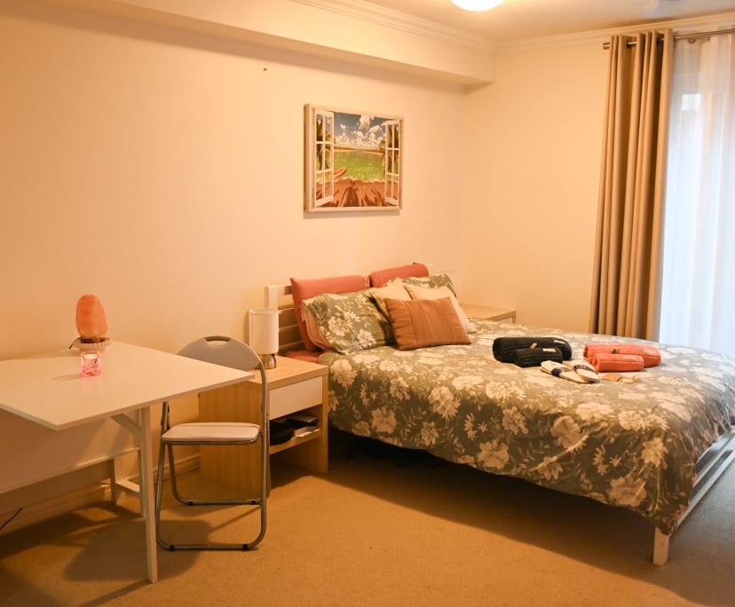 Room studio flat for rent