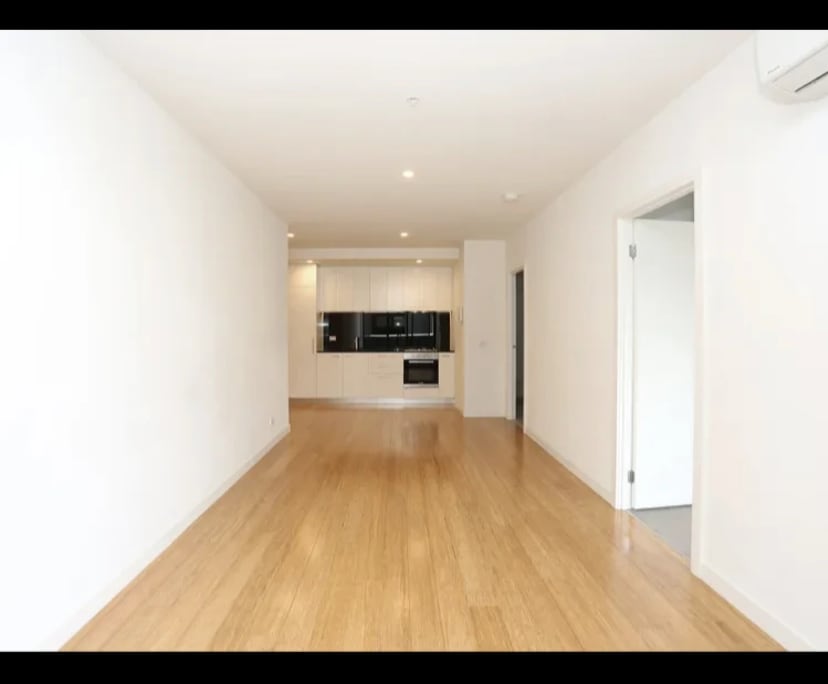 Unfurnished room with own bathroom