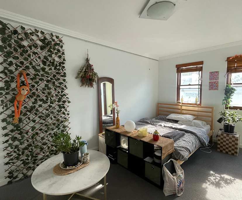 Furnished room with own bathroom