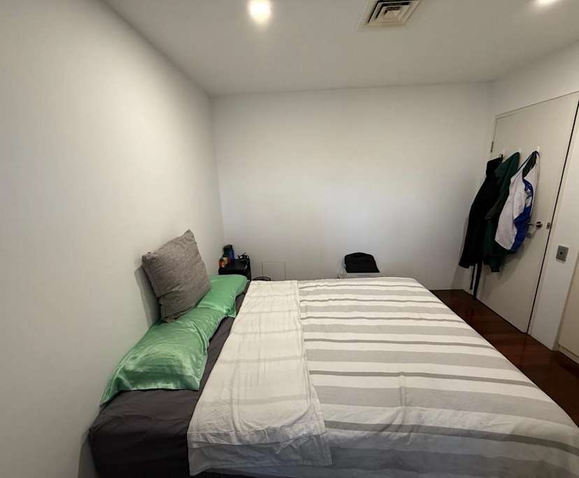 Furnished room with own bathroom
