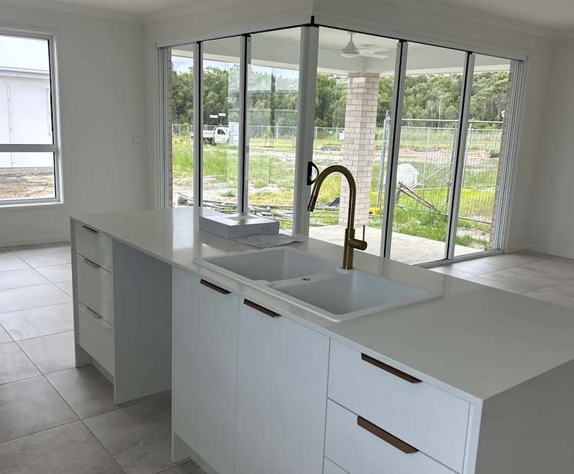 $300, Share-house, 3 bathrooms, Palmview QLD 4553