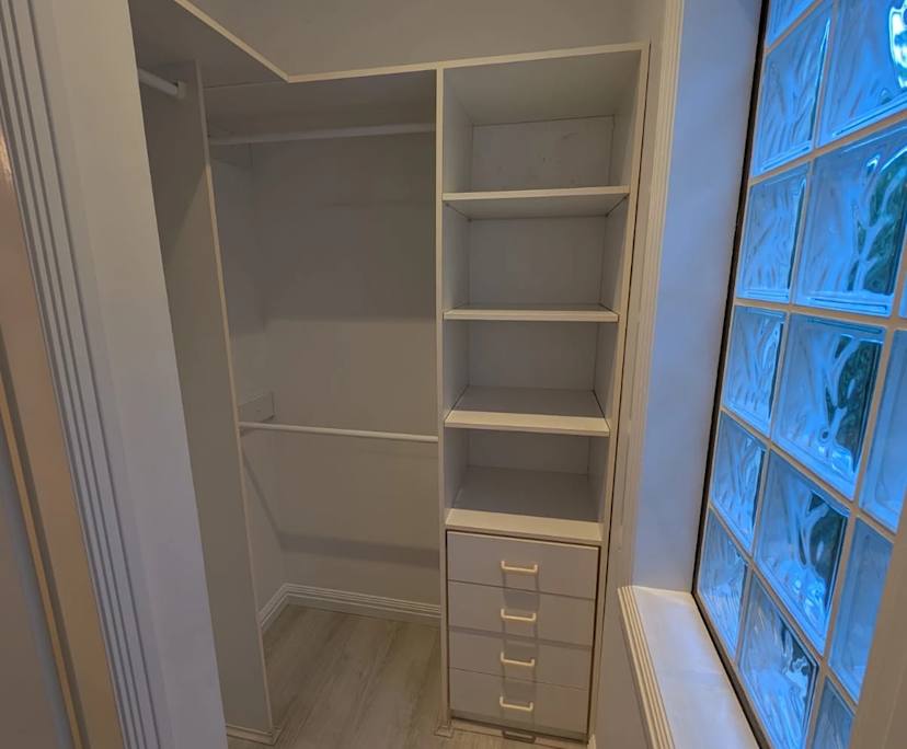 Furnished room with own bathroom