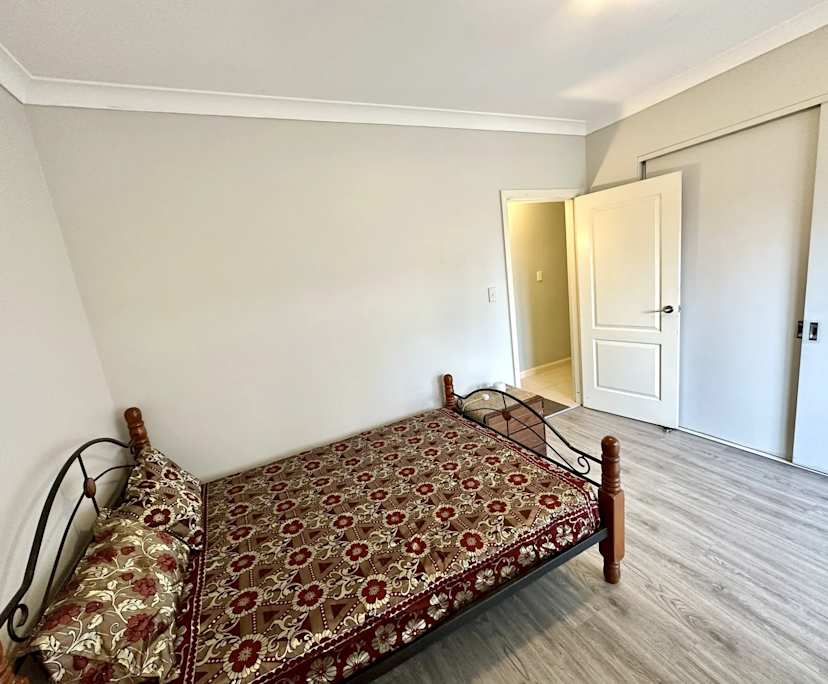 $275, Flatshare, 5 bathrooms, Liverpool NSW 2170