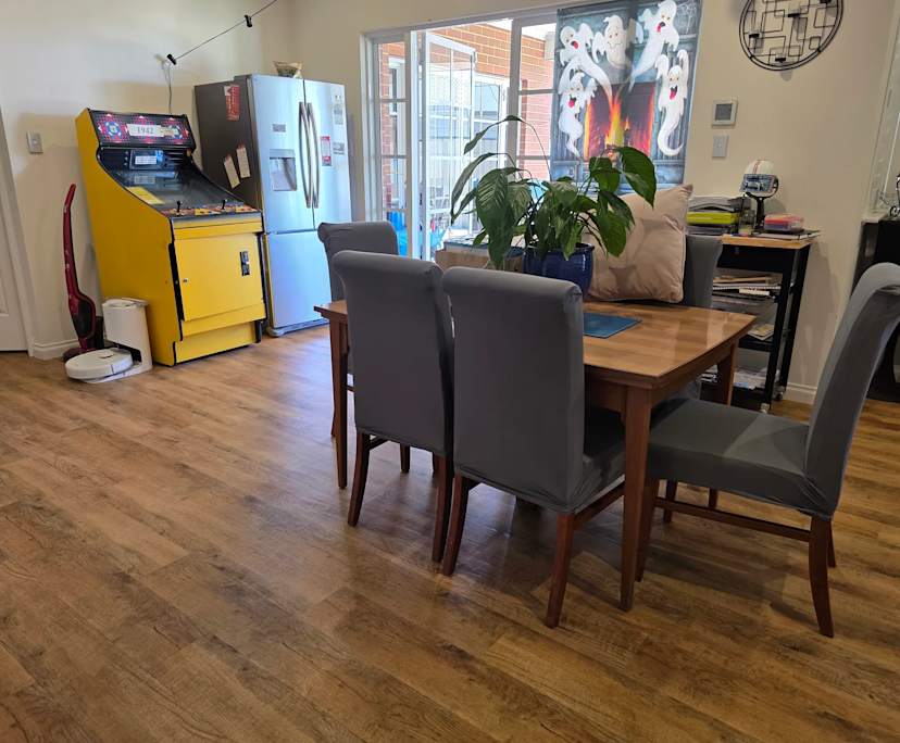 $300, Share-house, 5 bathrooms, Hammond Park WA 6164