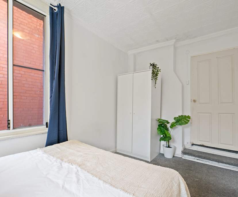 $350, Share-house, 4 bathrooms, Surry Hills NSW 2010