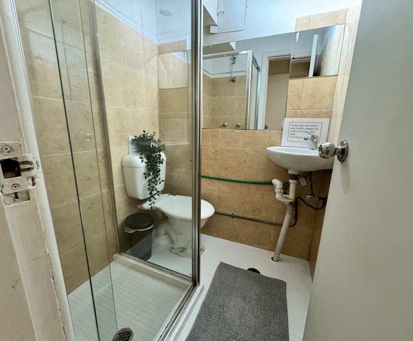 $370, Flatshare, 6 bathrooms, Redfern NSW 2016