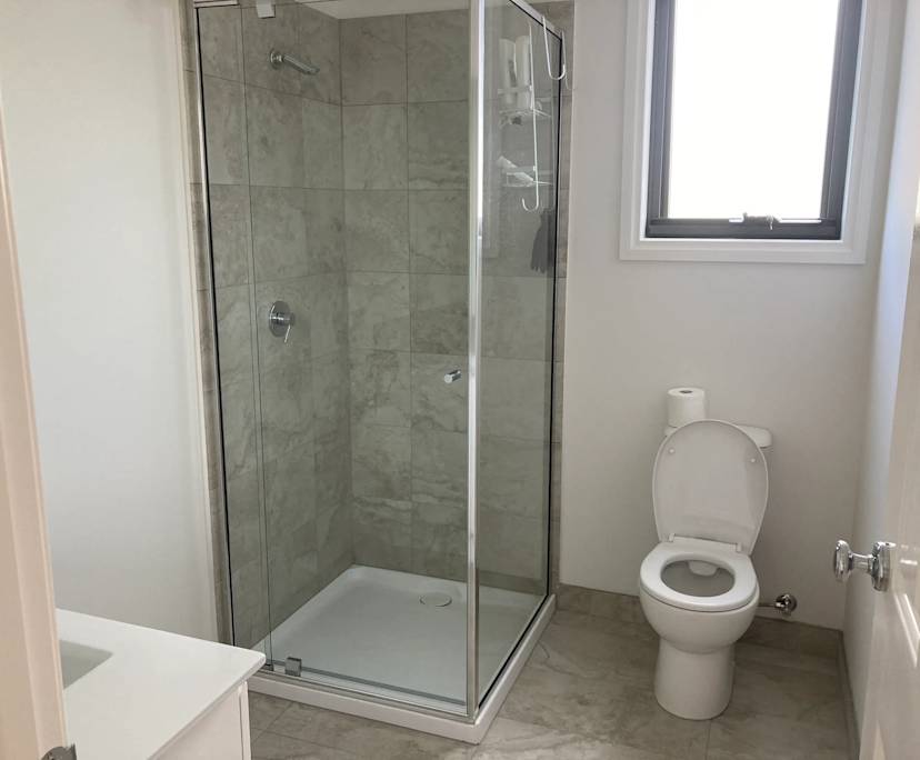 $210, Share-house, 3 bathrooms, Cranbourne VIC 3977