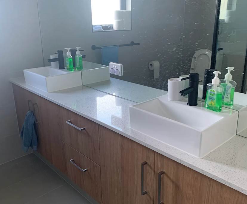 $270, Share-house, 4 bathrooms, Clayton South VIC 3169