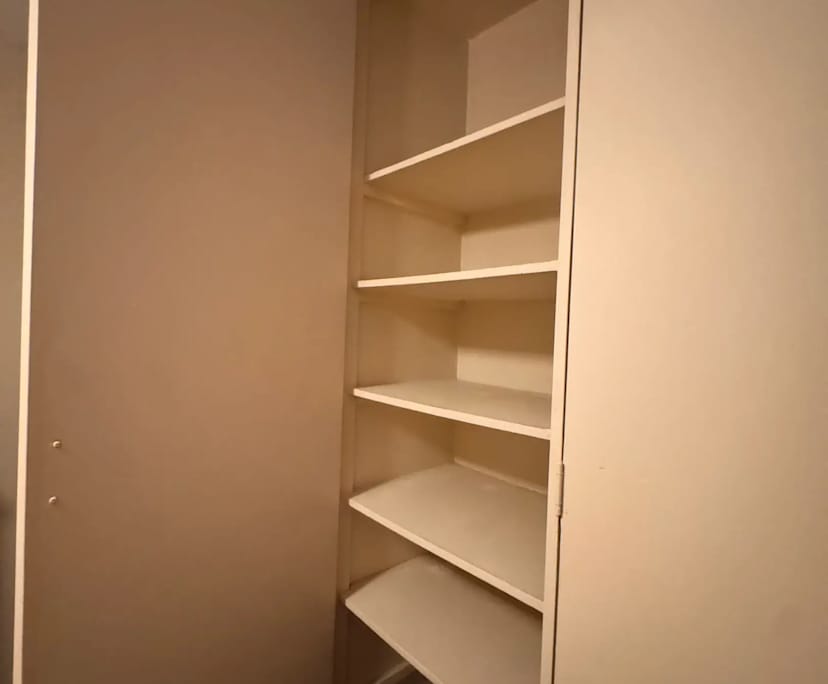 $400, Flatshare, 2 bathrooms, Mermaid Beach QLD 4218