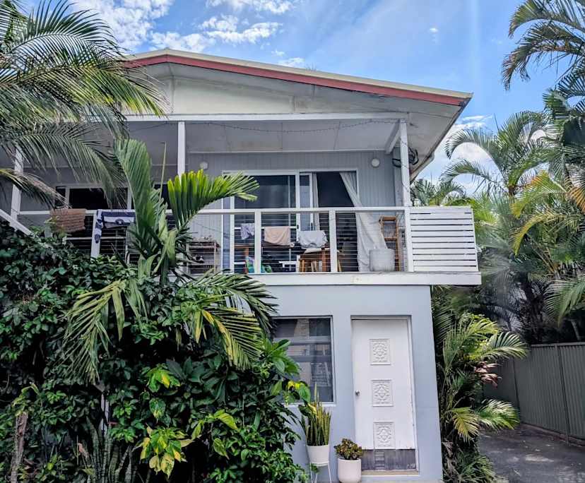 Whole property with 2 rooms for rent