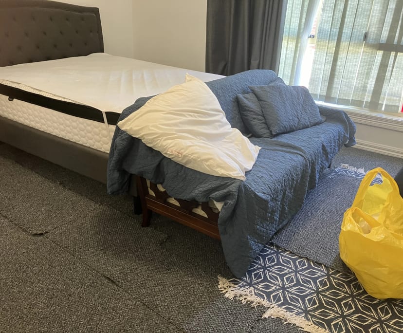 propertyImage