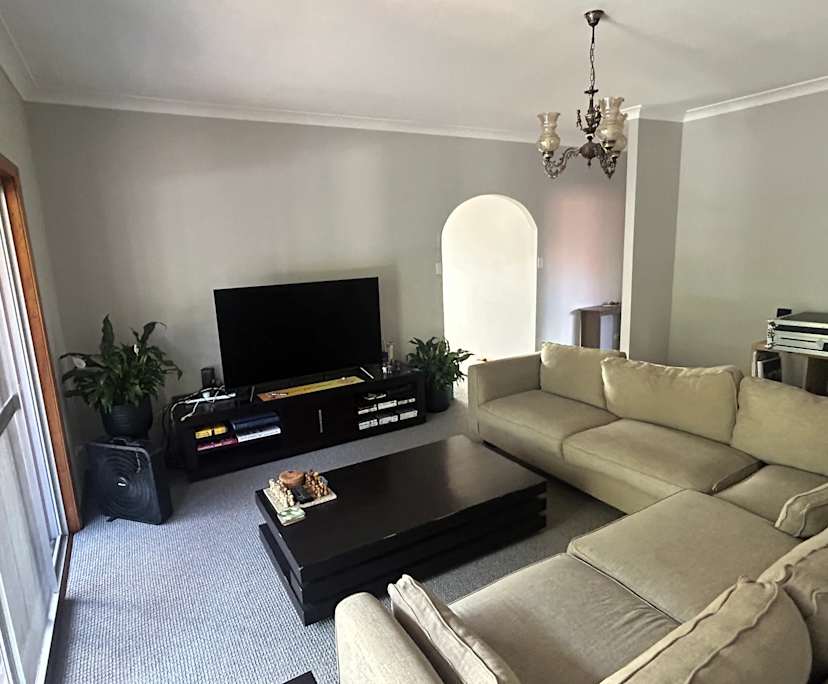 Unfurnished room in a share house