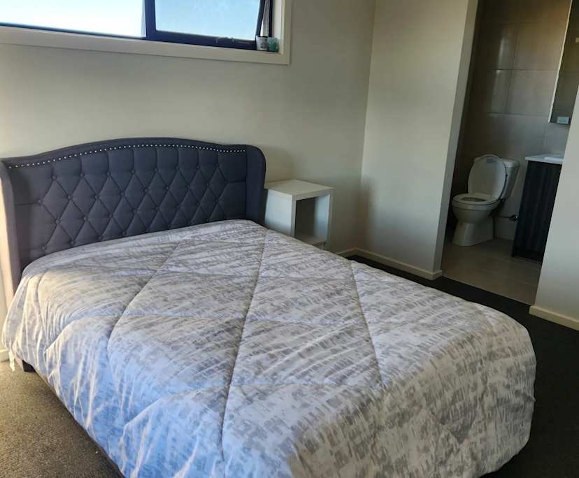 Furnished room with own bathroom