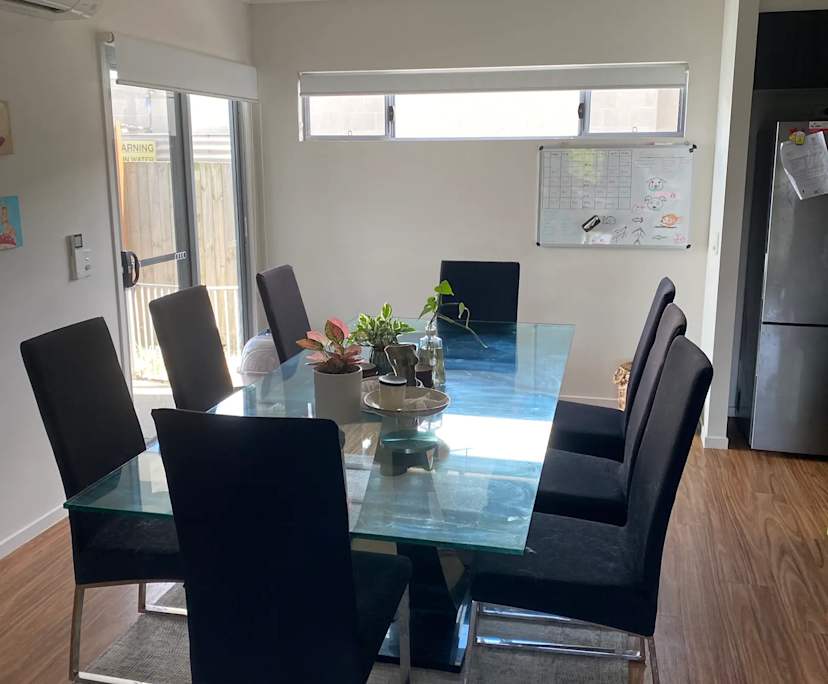 $285, Share-house, 2 bathrooms, Nirimba QLD 4551