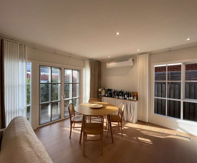 $350, Share-house, 3 bathrooms, Carnegie VIC 3163