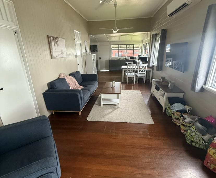$300, Share-house, 3 bathrooms, Parramatta Park QLD 4870