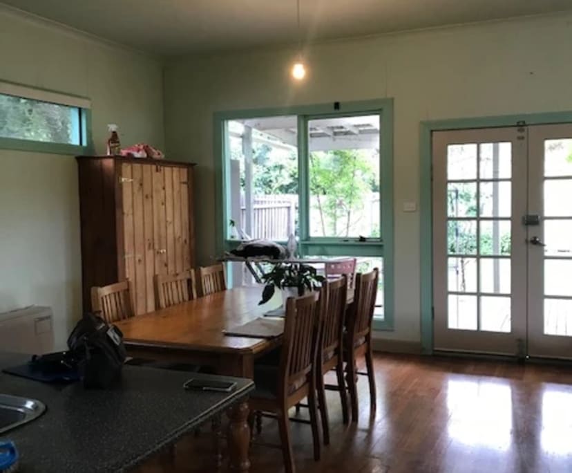 Room in a share house