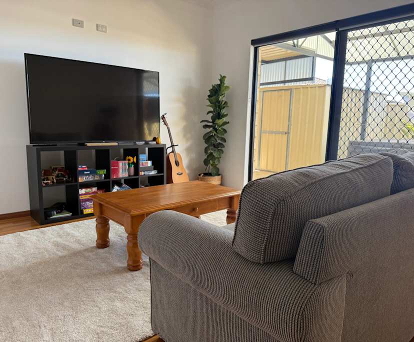 $300, Share-house, 4 bathrooms, Darch WA 6065