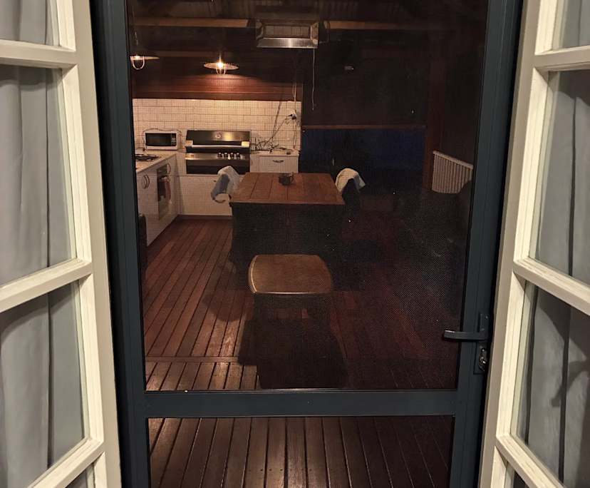 $595, Share-house, 3 bathrooms, Victoria Park WA 6100