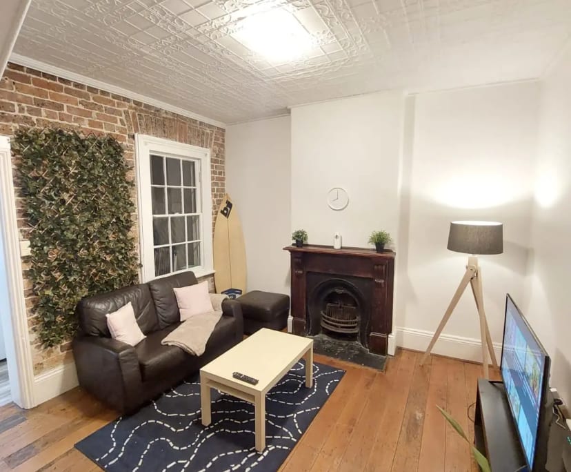 $330, Student-accommodation, 4 bathrooms, Glebe NSW 2037