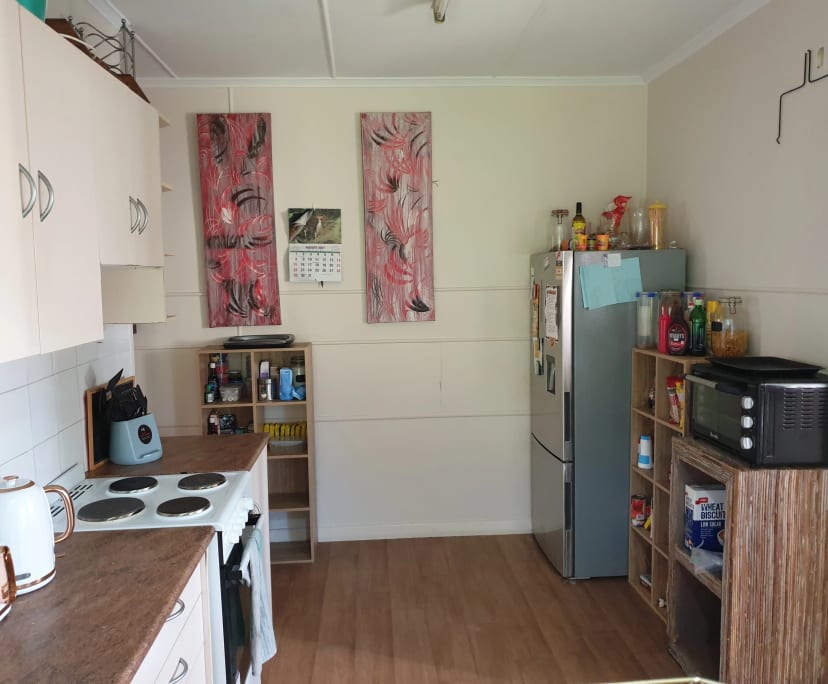 Room for Rent in Camp Hill, Brisbane 225, Flexibl...