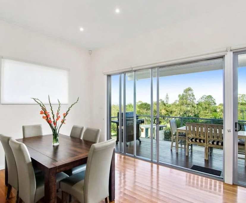 $325, Share-house, 4 bathrooms, Elanora QLD 4221