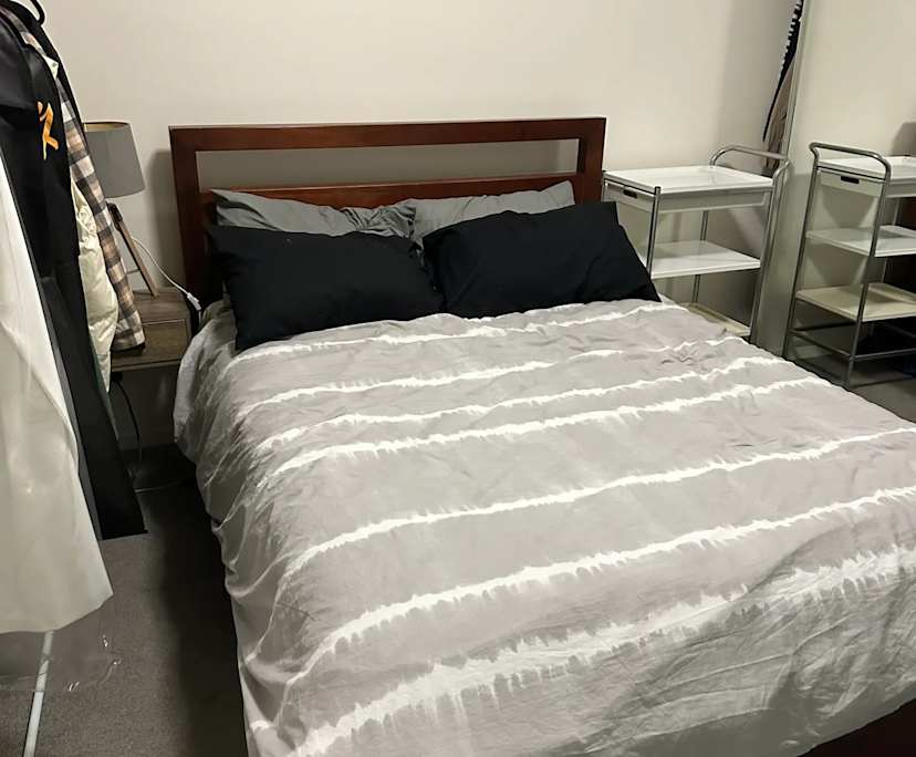 Furnished room with own bathroom