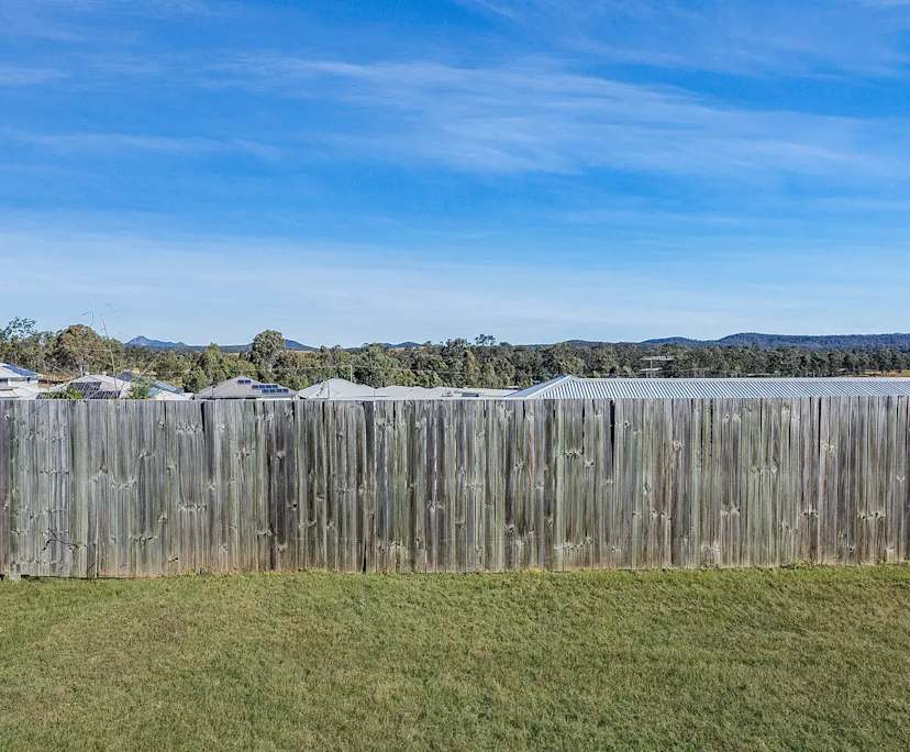 $400, Share-house, 4 bathrooms, South Ripley QLD 4306