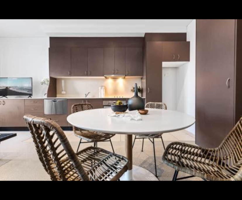 $550, Flatshare, 2 bathrooms, Chippendale NSW 2008