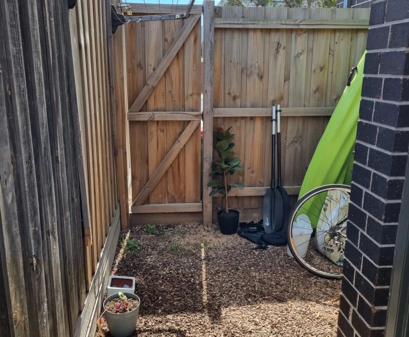Unfurnished room in a share house