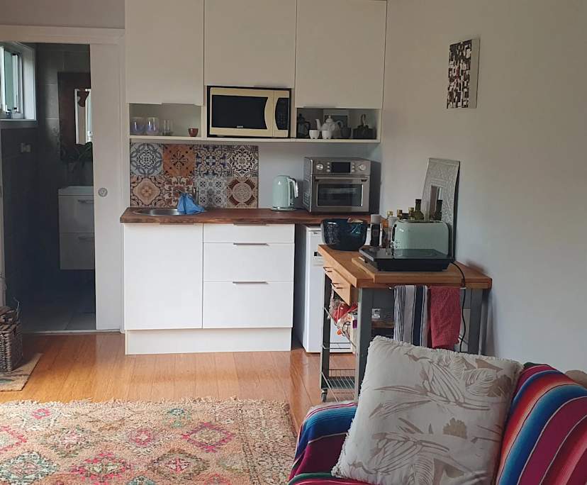 $400, Granny-flat, 1 bathroom, Russell Vale NSW 2517