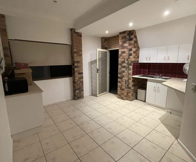 Room granny flat for rent