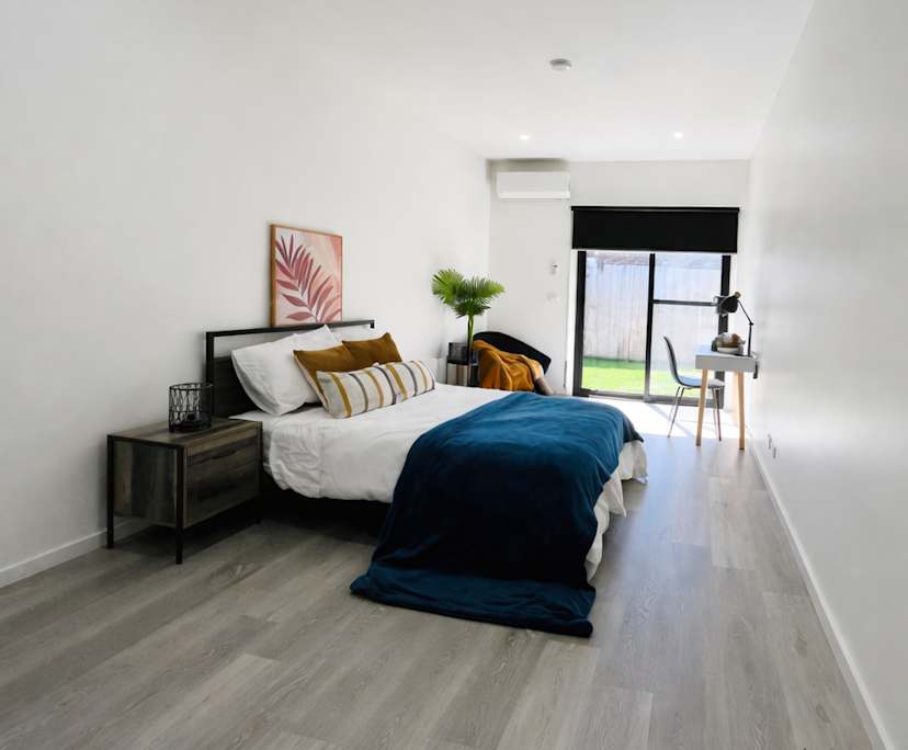 Furnished room studio flat for rent