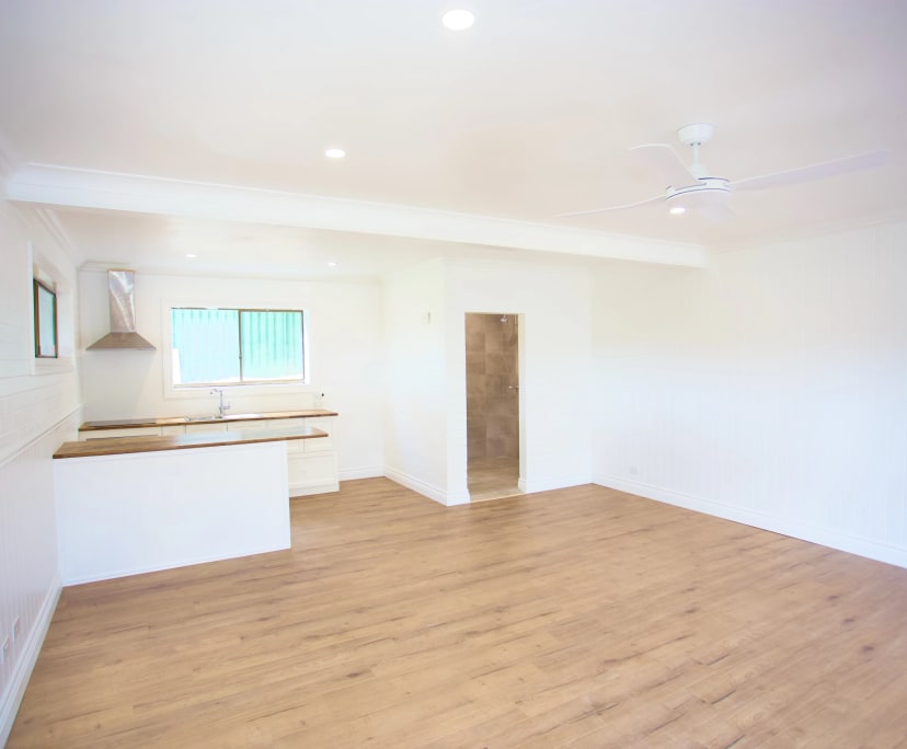 Unfurnished room granny flat for rent