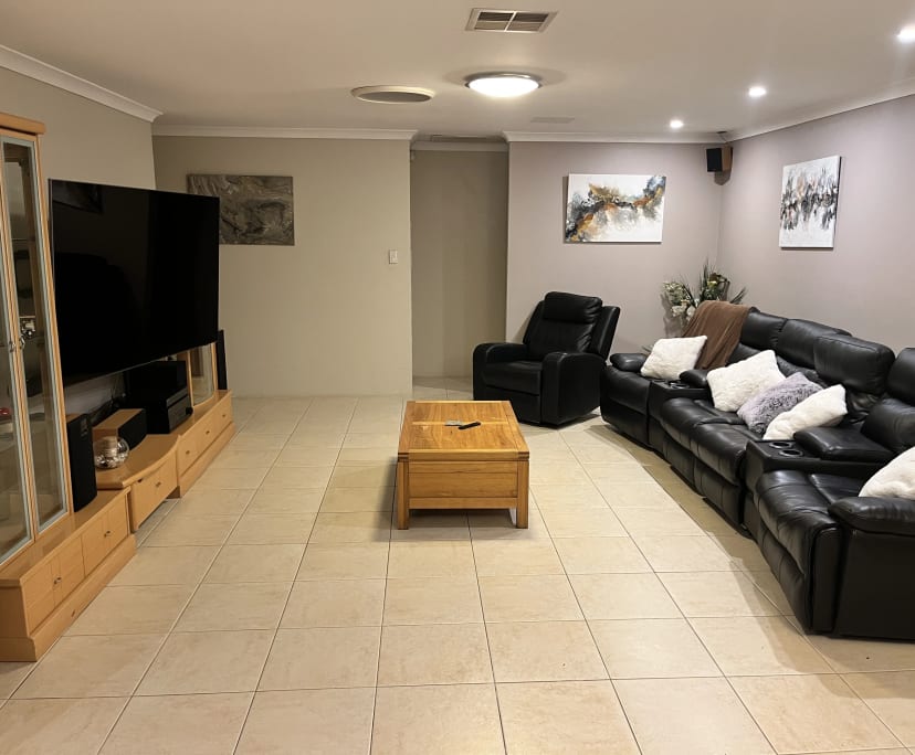 $275, Share-house, 5 bathrooms, Canning Vale WA 6155