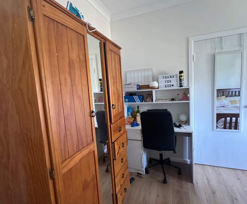 Furnished room with own bathroom