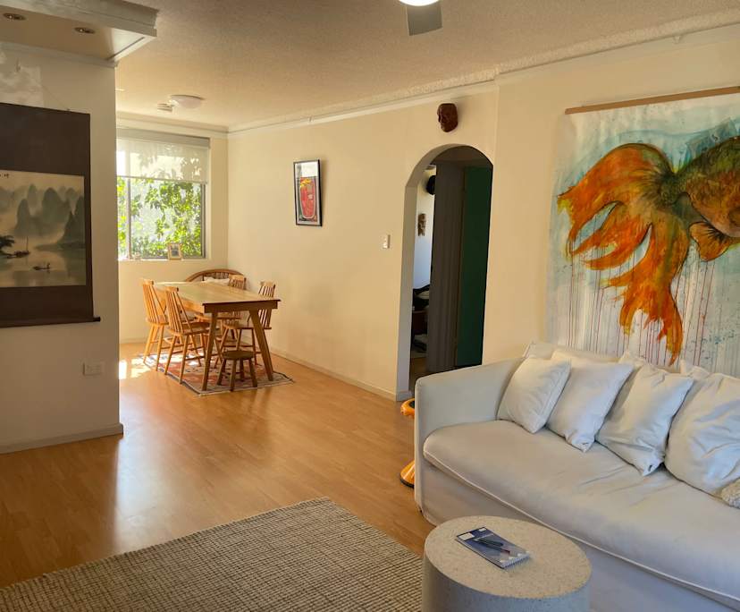 Unfurnished room in a flatshare