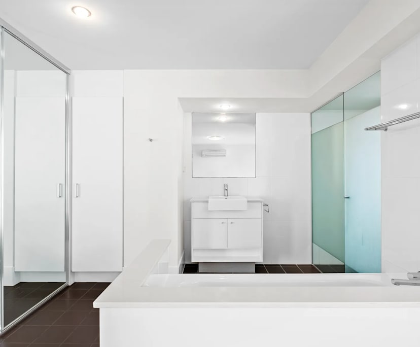 $330-450, Student-accommodation, 2 rooms, Brisbane City QLD 4000, Brisbane City QLD 4000