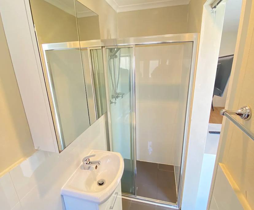 $515, Student-accommodation, 1 bathroom, Glebe NSW 2037