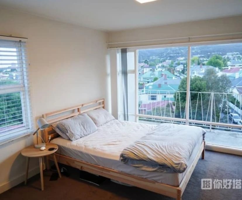 Room for Rent in Sandy Bay, Hobart 265, Furnished...