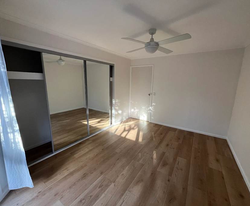 Room in a share house