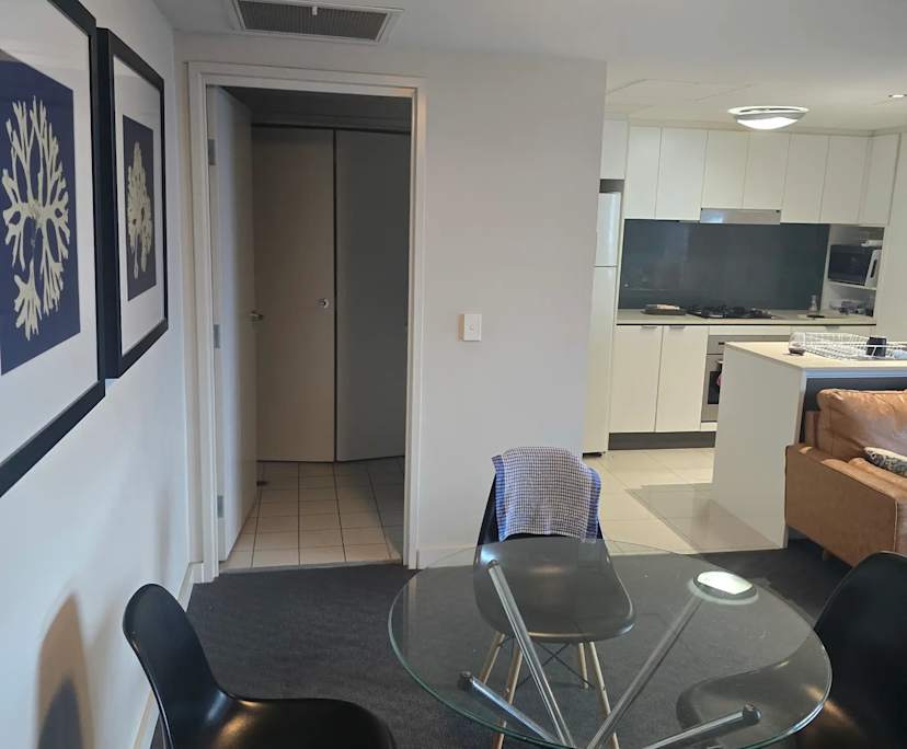 $350, Flatshare, 2 bathrooms, Brisbane City QLD 4000