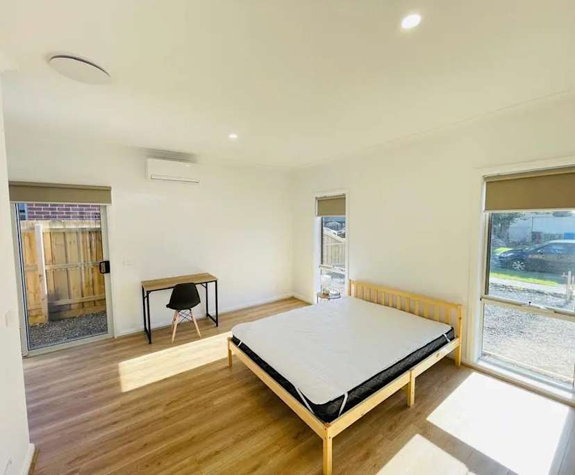 propertyImage