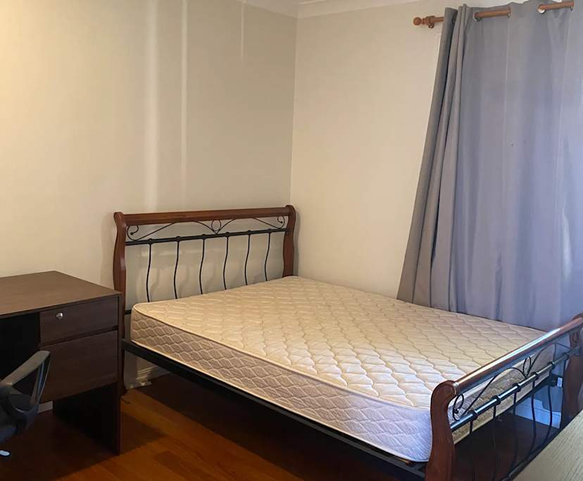 $240, Share-house, 6 bathrooms, Parkwood QLD 4214